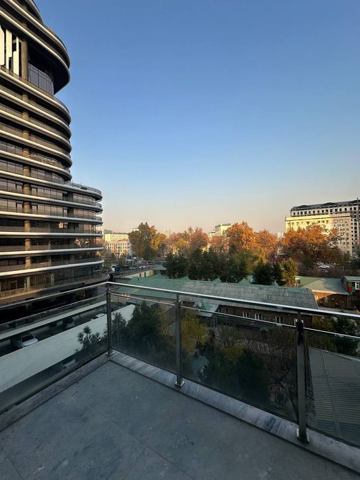 ЖК ЗарафшонСити яккасарай 3/5/14 87м² кадаст есть