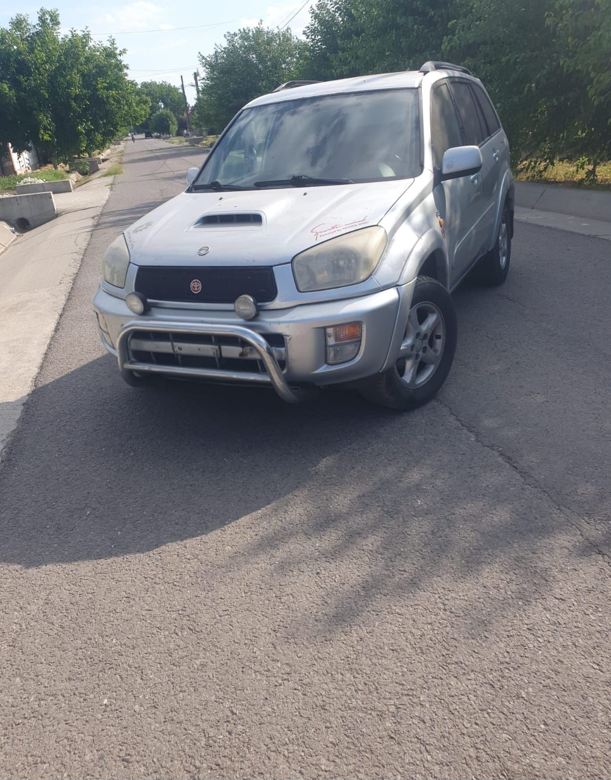 Dezmembrez toyota rav 4 2.0 motorina