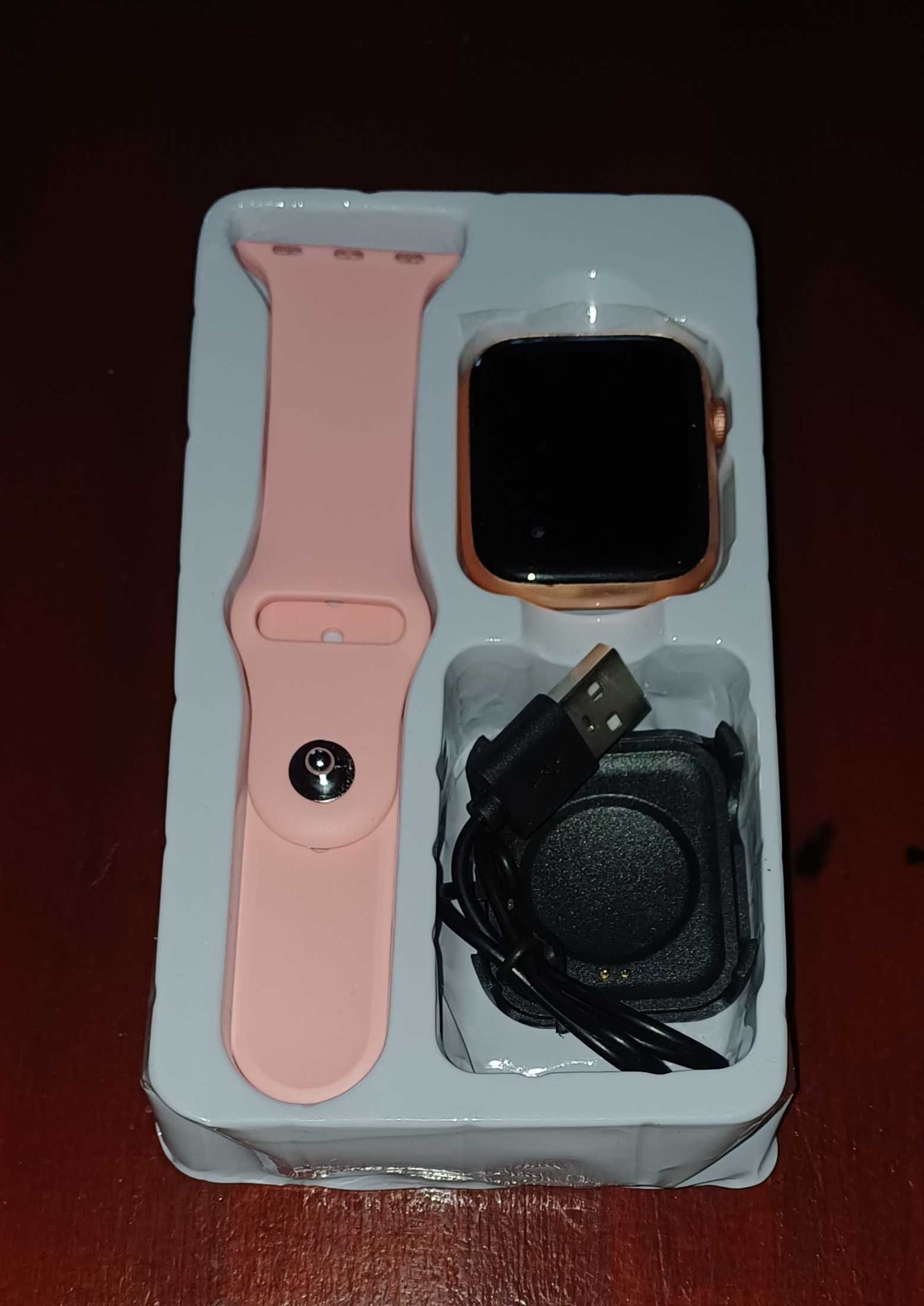 Смарт часовник (Smart watch i8 Pro Max) Розов цвят. Нов.