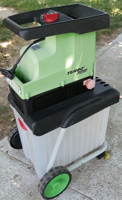 Tocator crengi Florabest 2500W