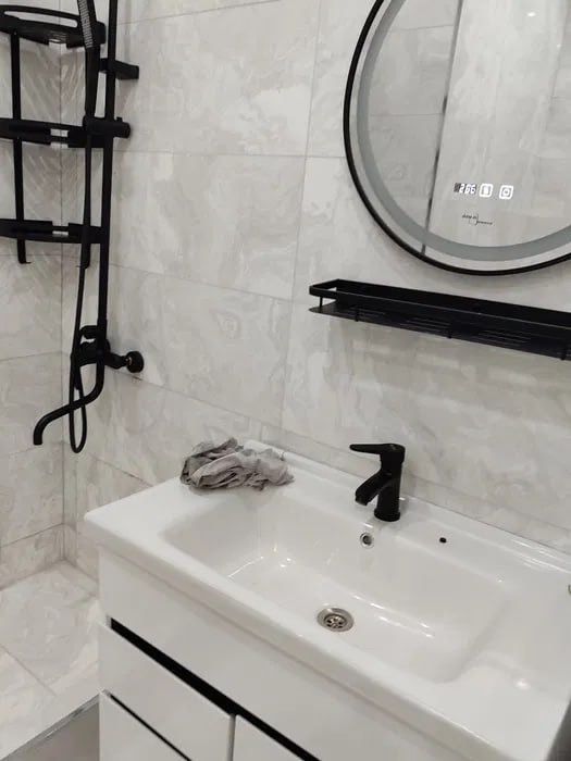 Сдается 2 х ком Себзор ЖК Кух ота. Оила йоки 4 та болага берилади