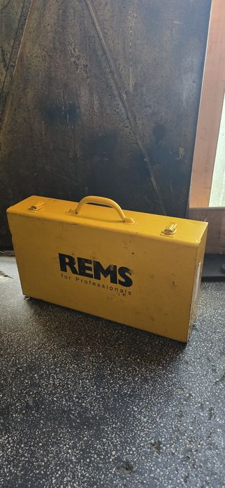 Rems cutie metalica presă electrică