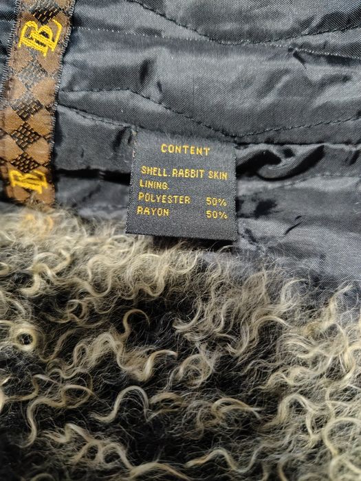 Haina de blana nepurtata