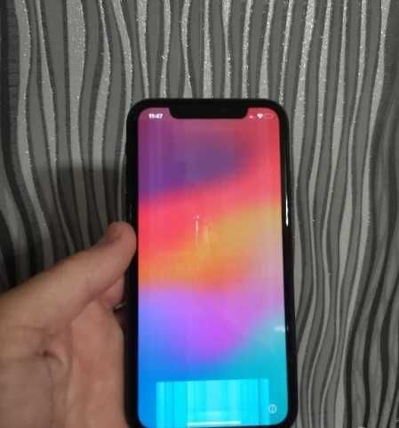 iPhone 11 - за части