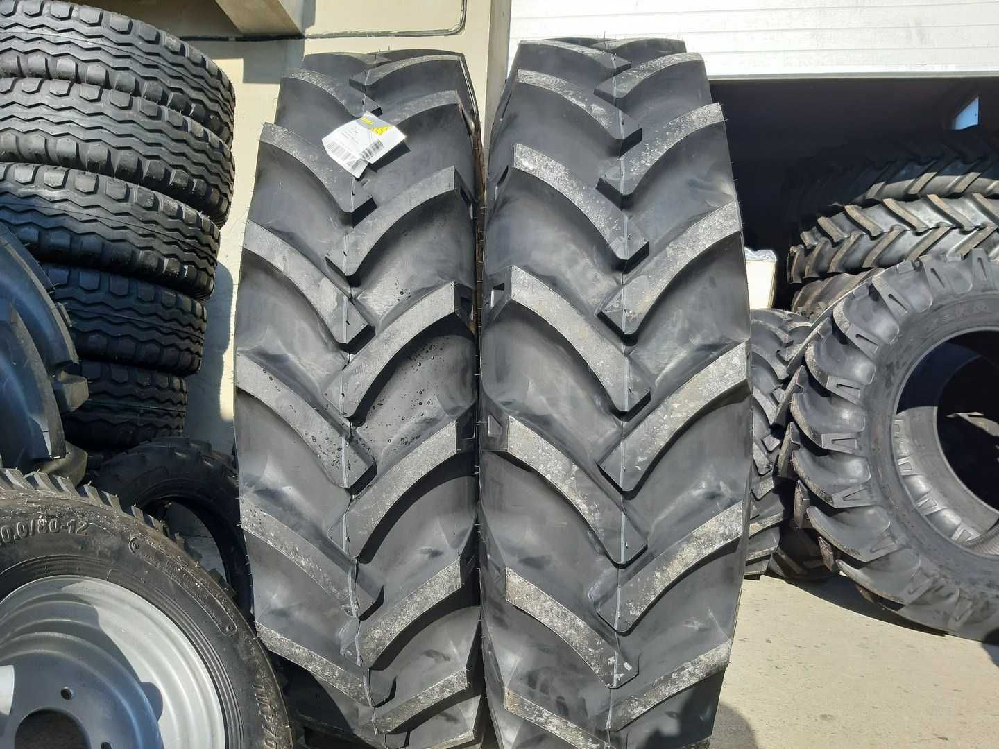 Anvelope de tractor spate cu 10pliuri OZKA 14.00-38 Cauciucuri noi