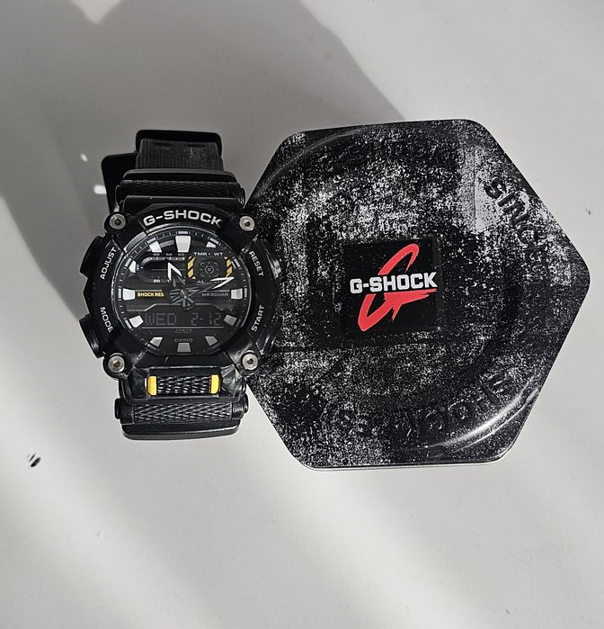 Продам часы casio g-shock GA-900