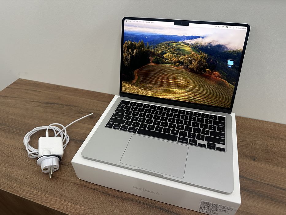 Macbook Air M2 256 Silver