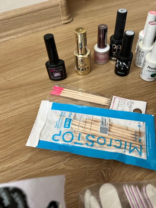 33броя. лакове nailover +форми пили и мостри подарък