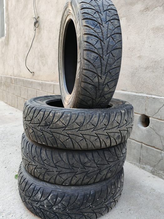 Комплект зимних шипованных шин Rosava Snowgard