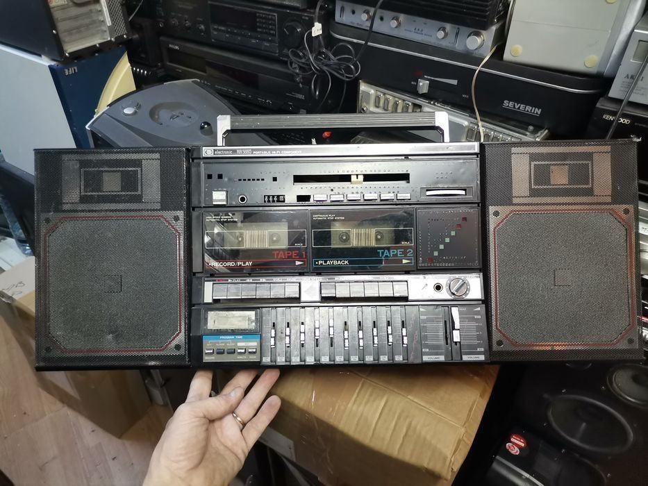 Elite electronic pt piese sau restaurare