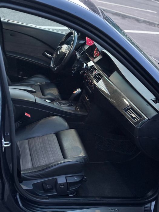 BMW Seria 5 E60 - 525D - Pachet M - 2004