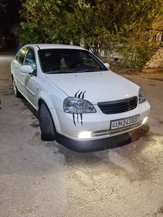 Продается Lacetti 1.8