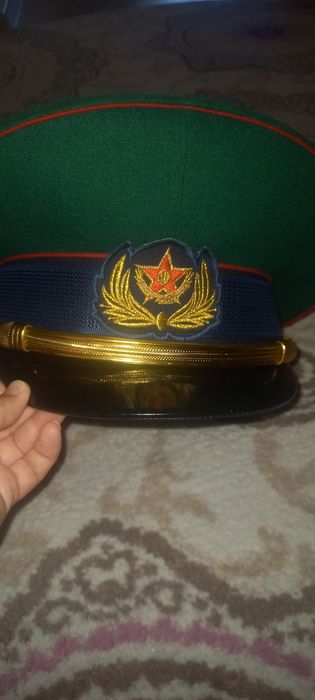 Продам офицерскую фуражку 4 тыс