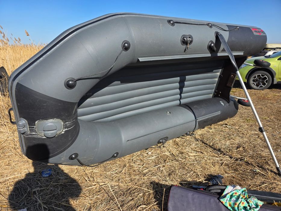 Лодка для рыбалки