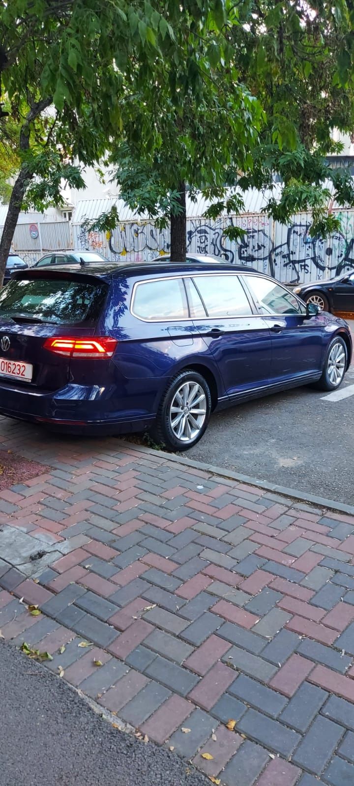 Volkswagen Passat 2018 highline 1.6Tdi 120cp fără adblue, distronic VW