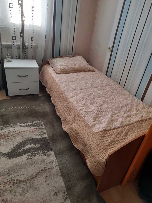 две единични легла може да се ползва за различни опции