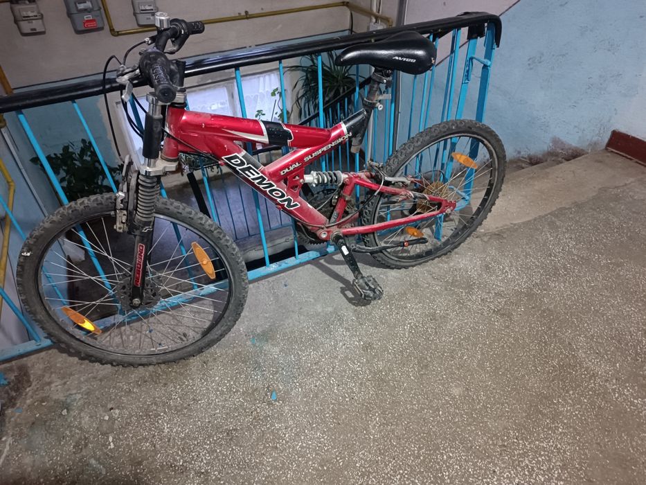 Vând bicicleta 24 inch