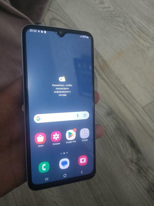 Продам смартфон Самсунг а13