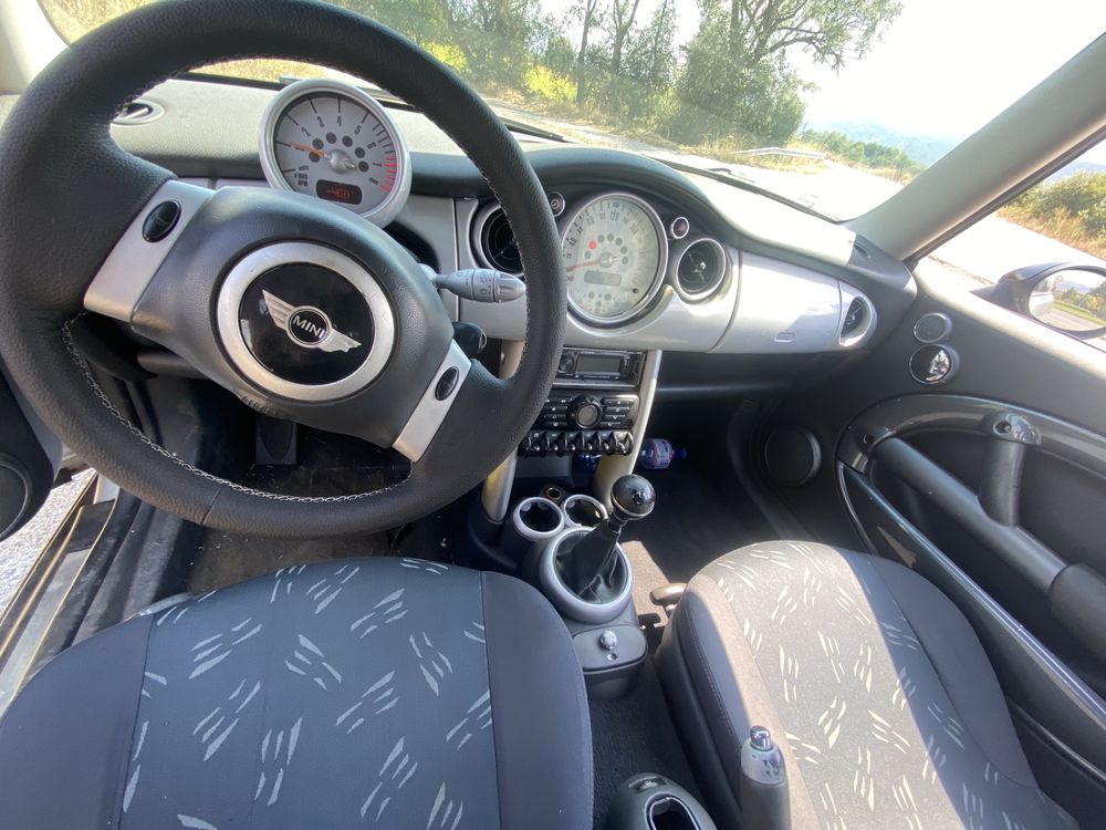 Mini Cooper 1.6i 115к.с. 2004г.