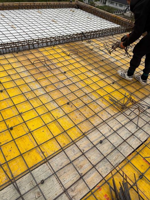 Firma de constructii Executam case la Rosu, Garduri, Dulgherie Zidarie