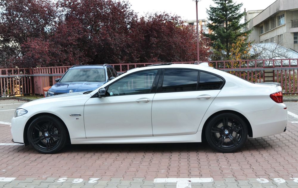 BMW 520D F10 Face -lift/M Packet /interior M sport/Trapa/Shadow Line