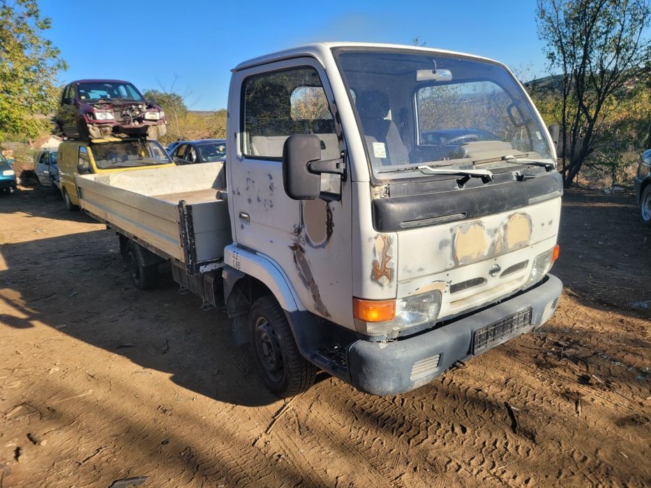 Нисан кабстар 2.7тди на части/nisan kabstar 2.7tdi na chasti