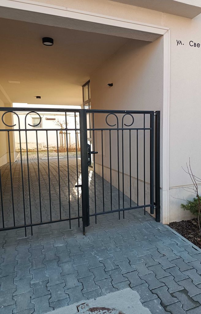 Продава се Гараж / Паркомясто в София, Център - 17 кв.м за 2059 €/кв.м - Снимка #8