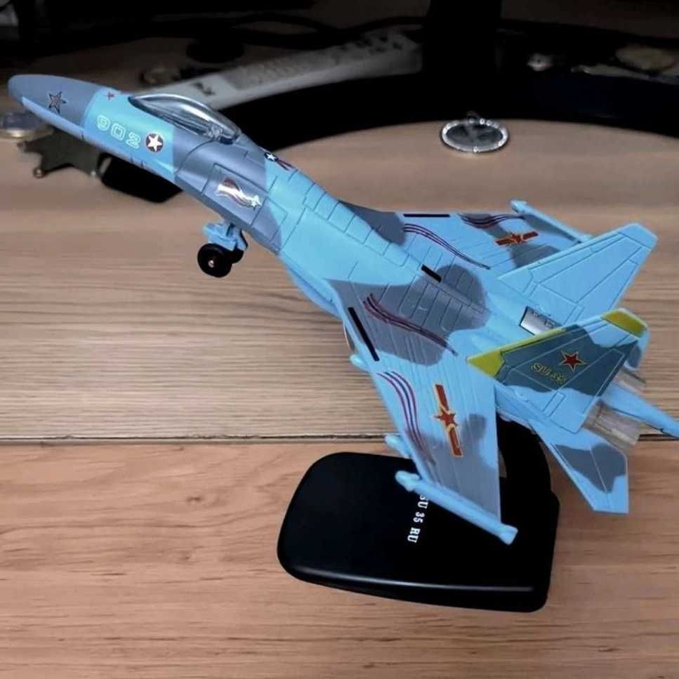 Macheta avion metalica SU-35 Super Flanker Navy scara 1:72 23cm