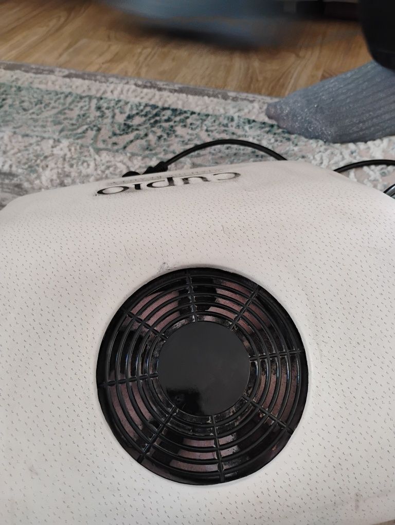 59xOje+Aspirator MANICHIURA Cupio Alb mare.