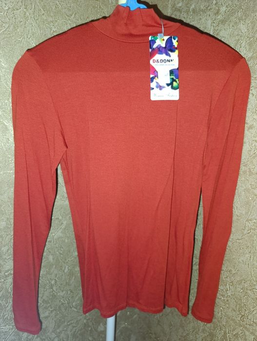 Продам новую женскую одежду