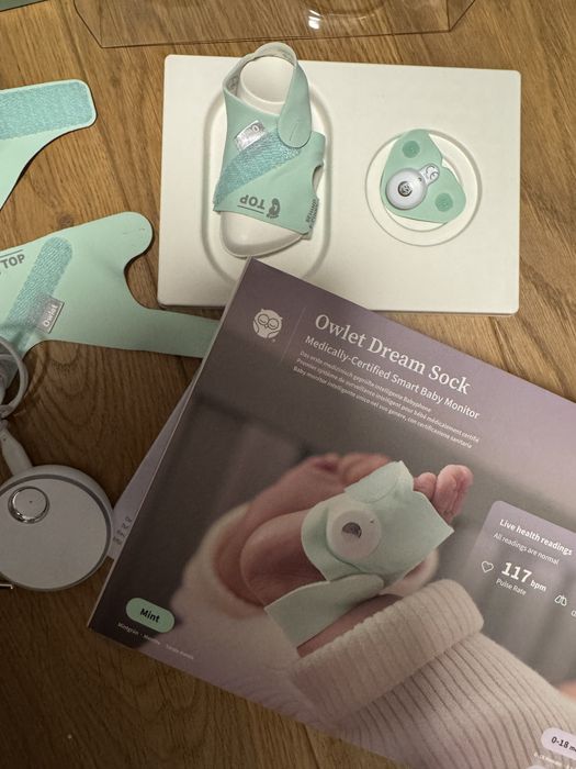 Soseta inteligenta monitorizare bebe Dream Sock Owlet