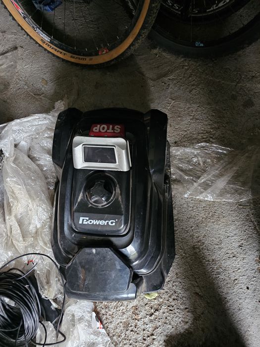 Косачка акумулаторна самоходна косачка