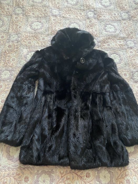 Продам норковую шубу