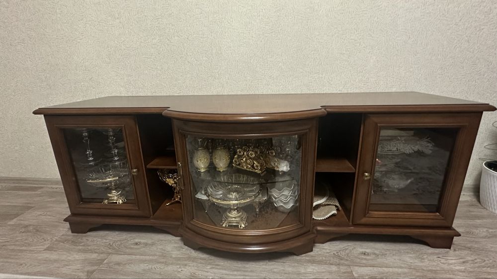 Продается подставка под Тв