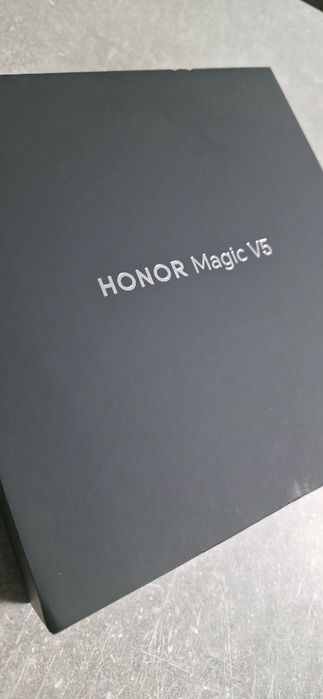 Honor Magic V5 sigilat