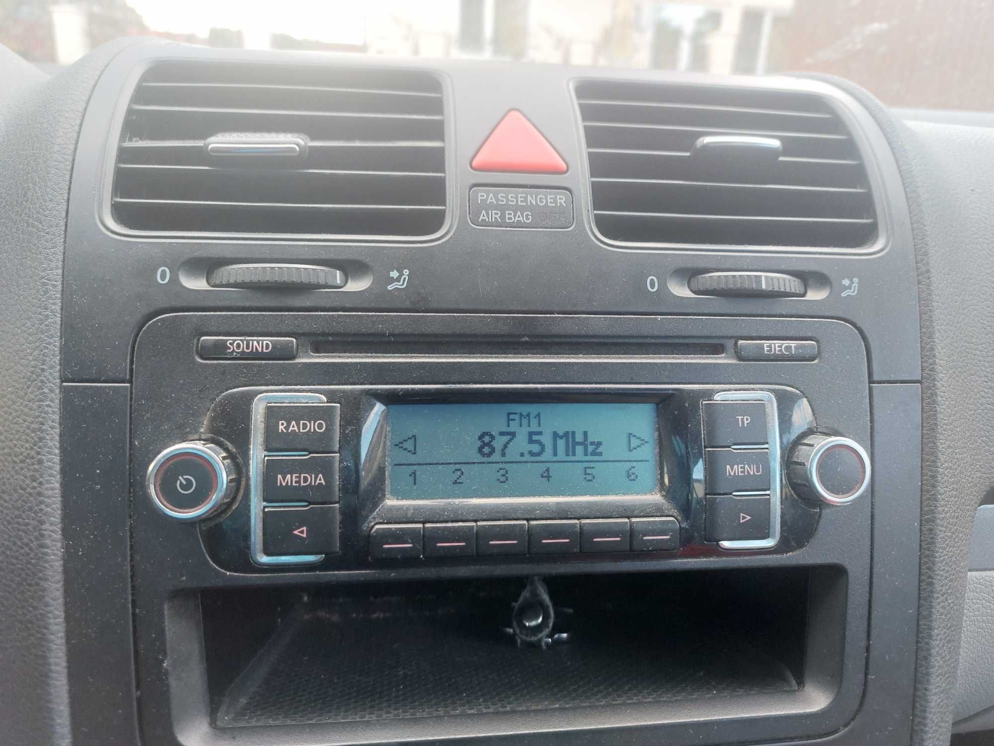 Haion - Orice piesa Volkswagen Golf 5 avant alb LB9A 1.9 TDI BLS