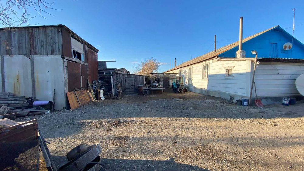 Продаётся частный дом в селе Аймак.