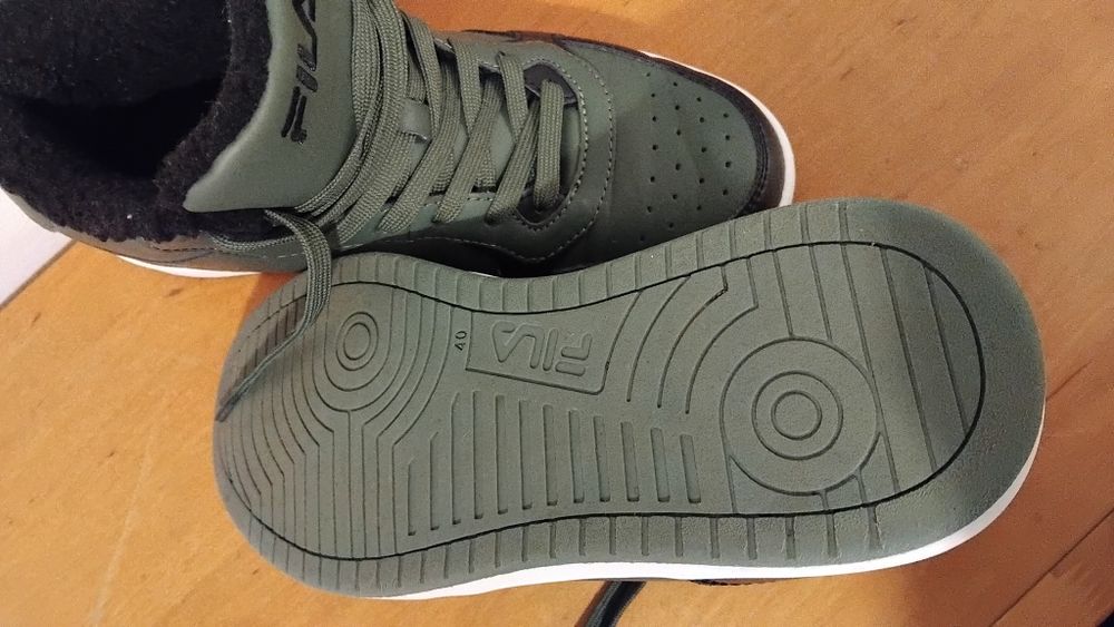 Adidasi Fila 40 iarna