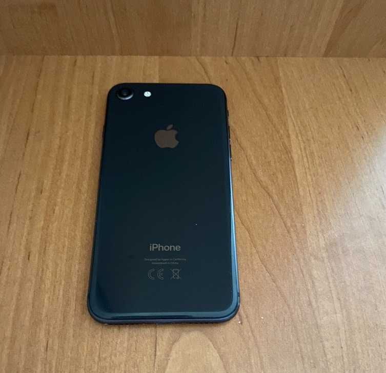iPhone 8 Space Grey 64Gb перфектен