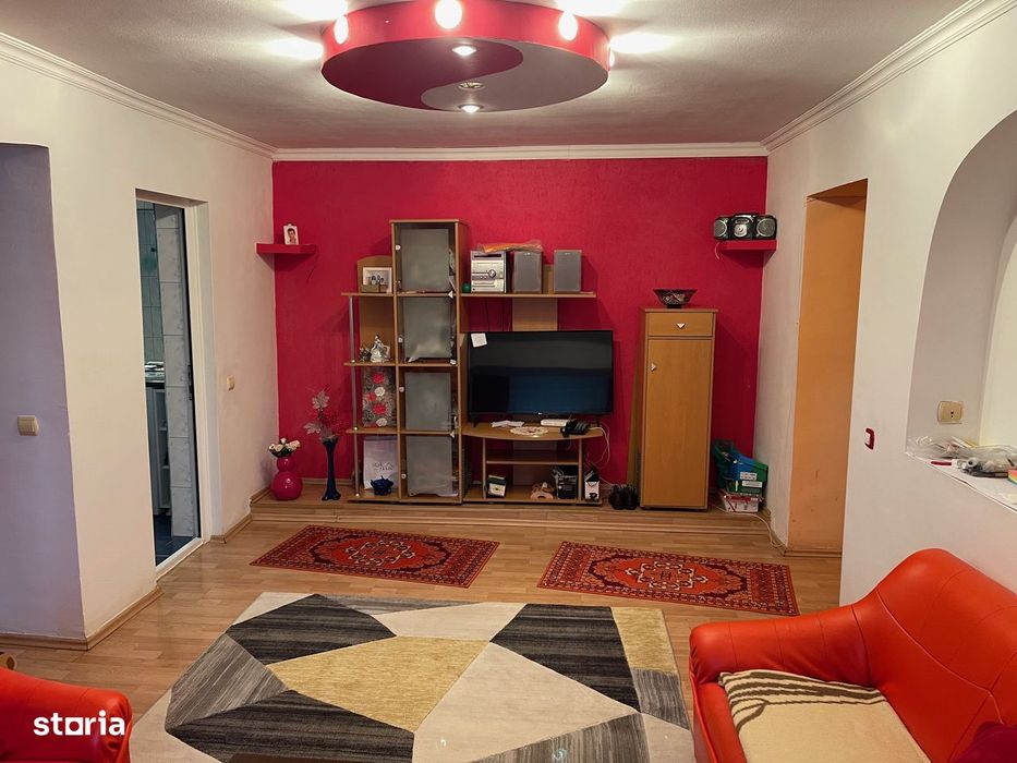 Apartament,mobilat,utilat,Aleea Petuniei