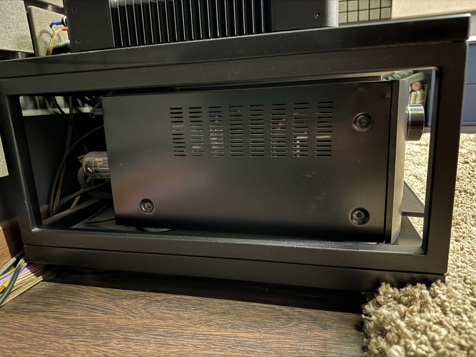 AV Pre amplifier процесор Marantz AV7706