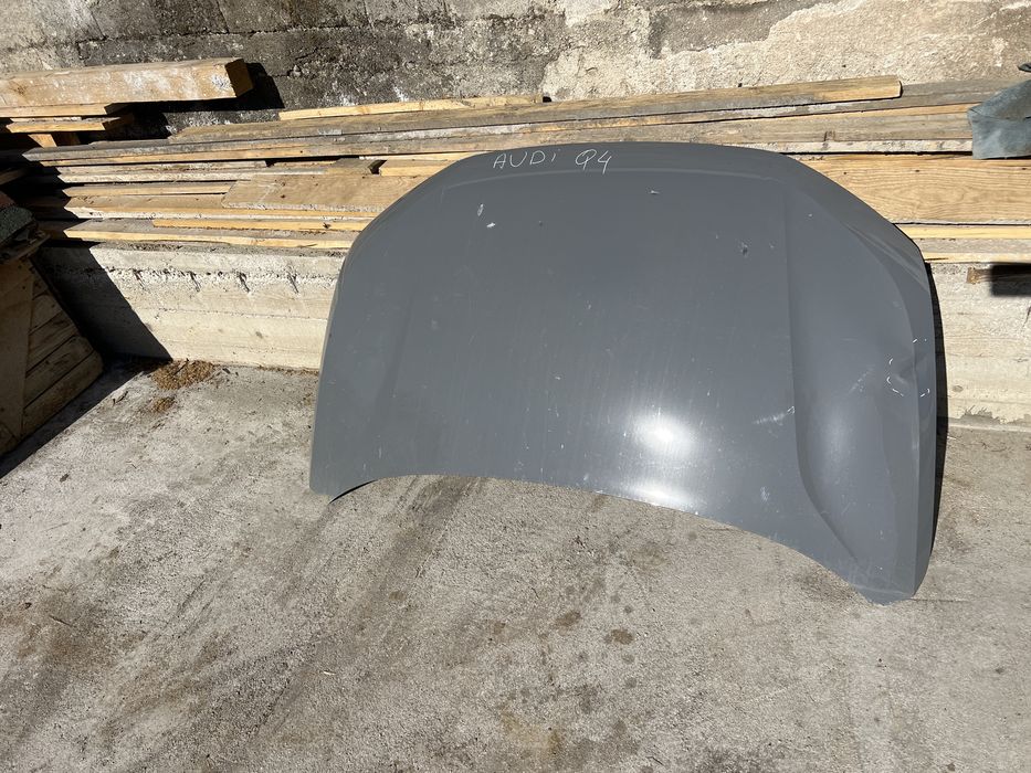 Audi Q4 2022 преден капак 2бр
