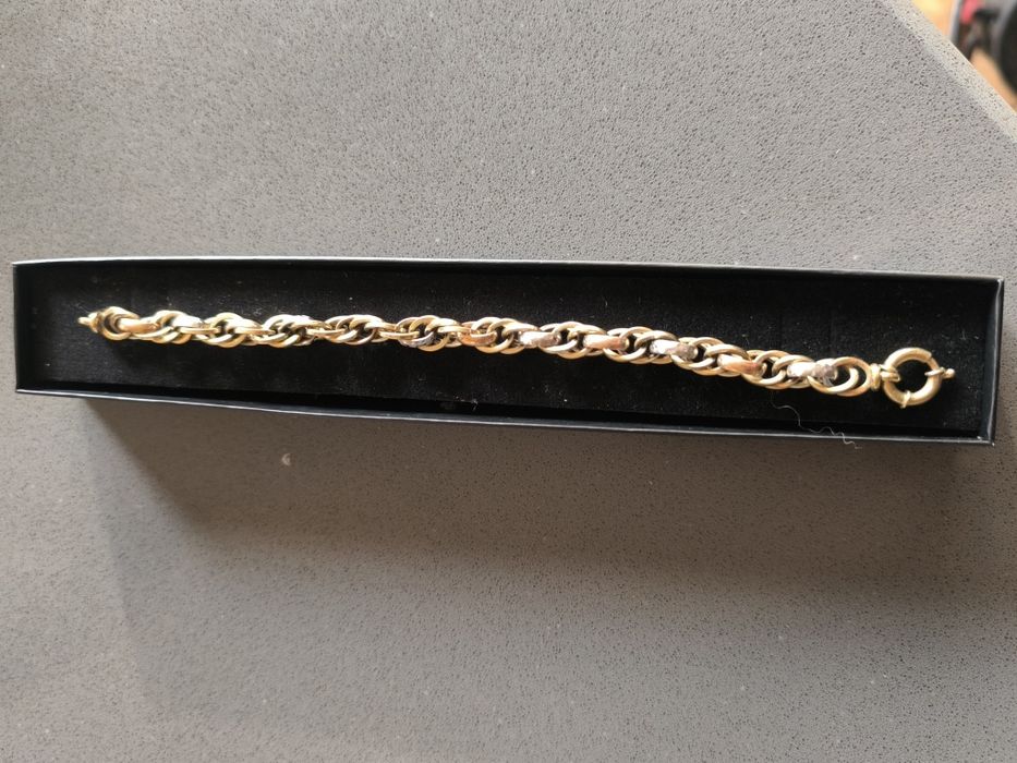 Продавам златна гривна – 10 грама