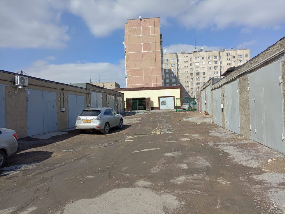 Продаются гаражи.