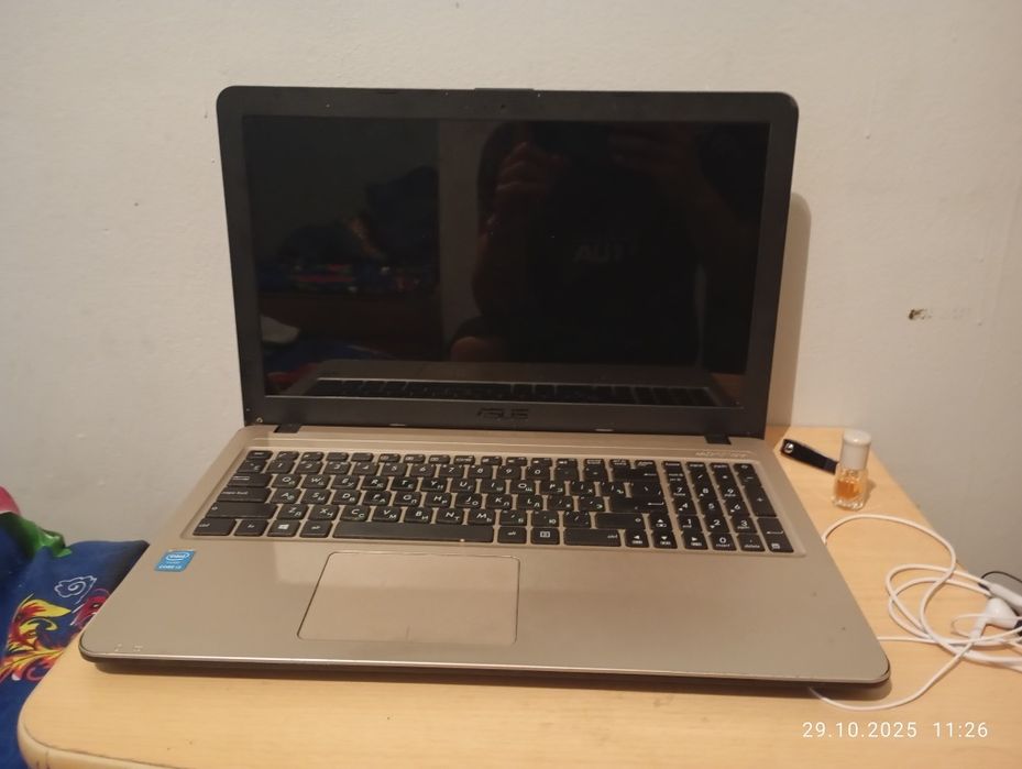 Ноутбук Asus продам