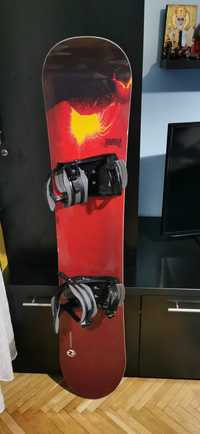 Vând placă de snowboard Rossignol