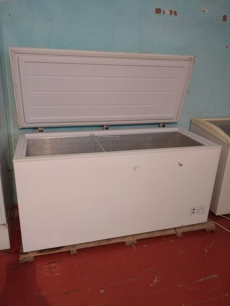 Продам морозильник.