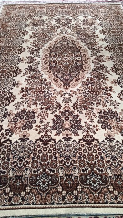 Ковер со стены 2 на 3. Шерсть. Толстый.