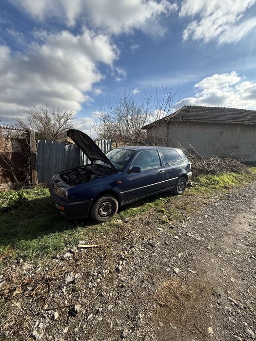 VW golf 1.6LPG САМО на части