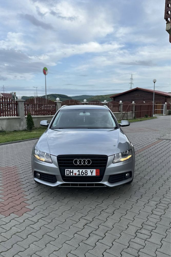 // Audi A4 2.0TDI 143CP 2011 \\